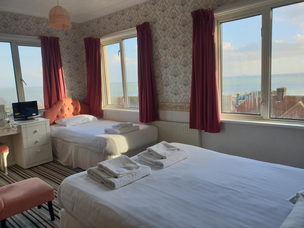 The Wight Bay Hotel - Isle Of Wight Sandown Ngoại thất bức ảnh